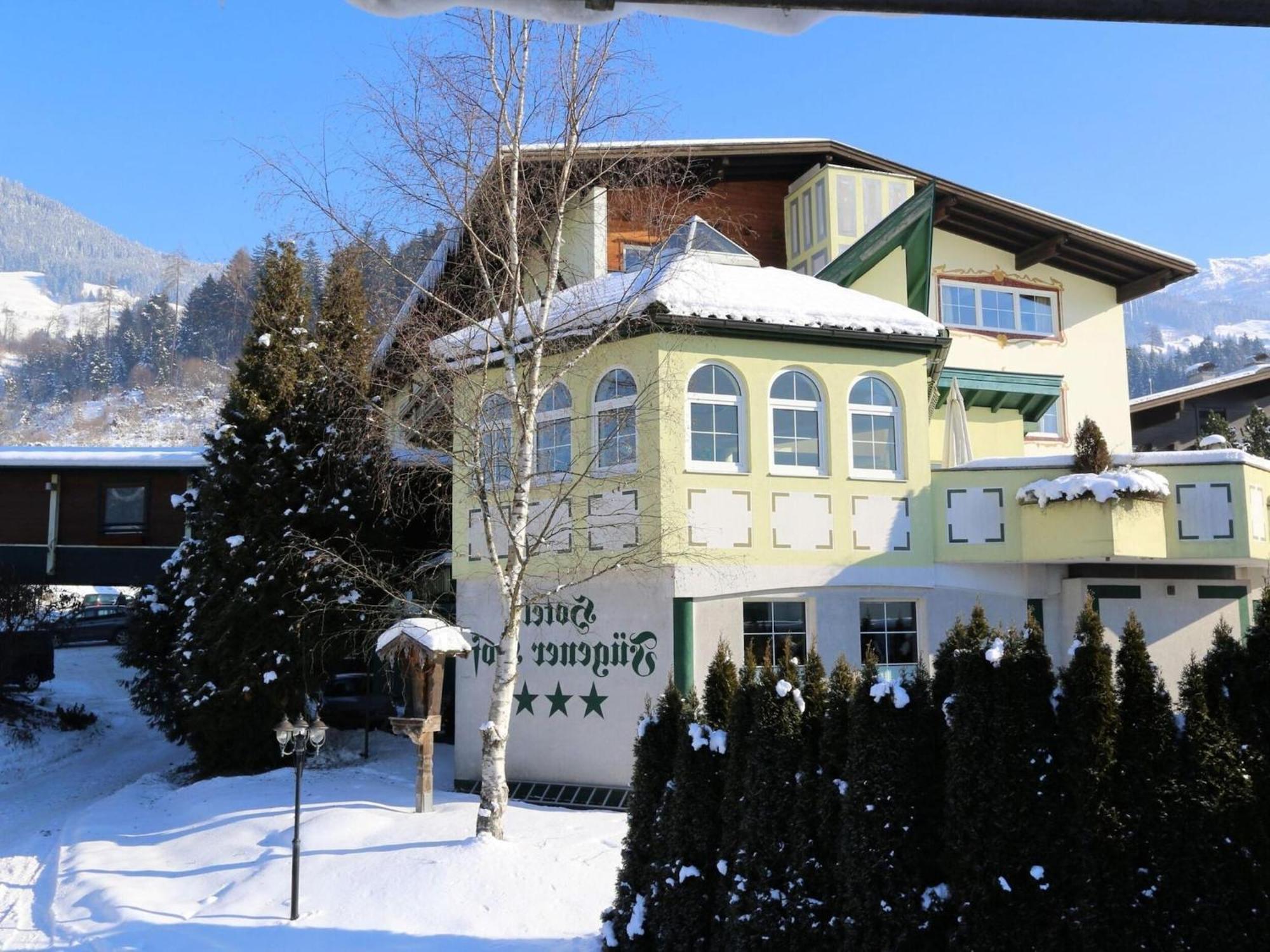 Apartment in Fügen with a garden Buitenkant foto