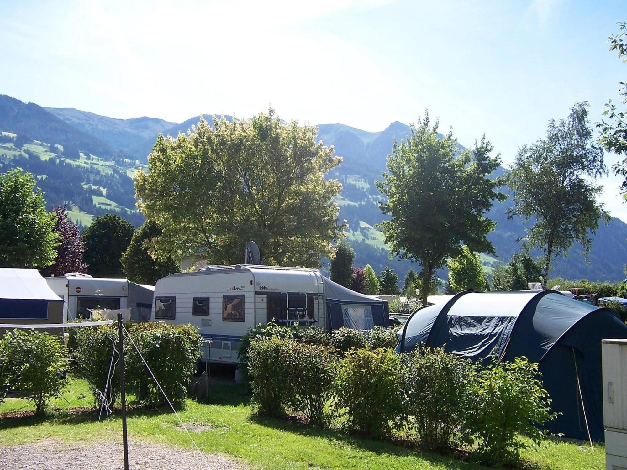 Apartment in Fügen with a garden Buitenkant foto